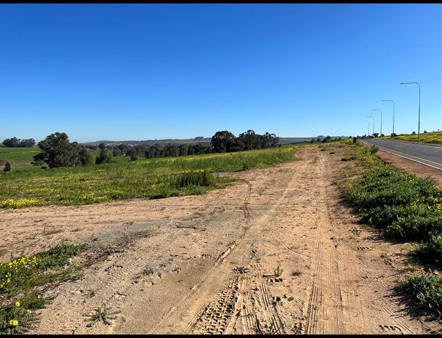 8,414M² INDUSTRIAL YARD FOR SALE IN MALMESBURY INDUSTRIA